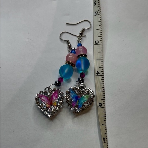 577. Pink & Blue Butterfly Heart Earrings - silver - Picture 5 of 6